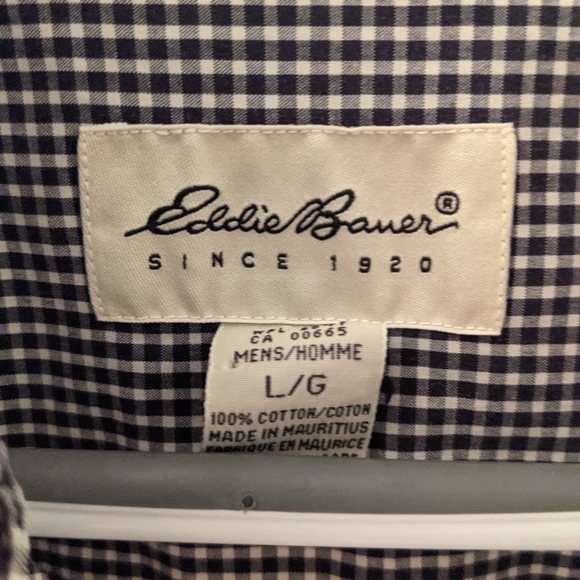 Eddie Bauer Short Sleeve Shirt (L) - Picture 3 of 3